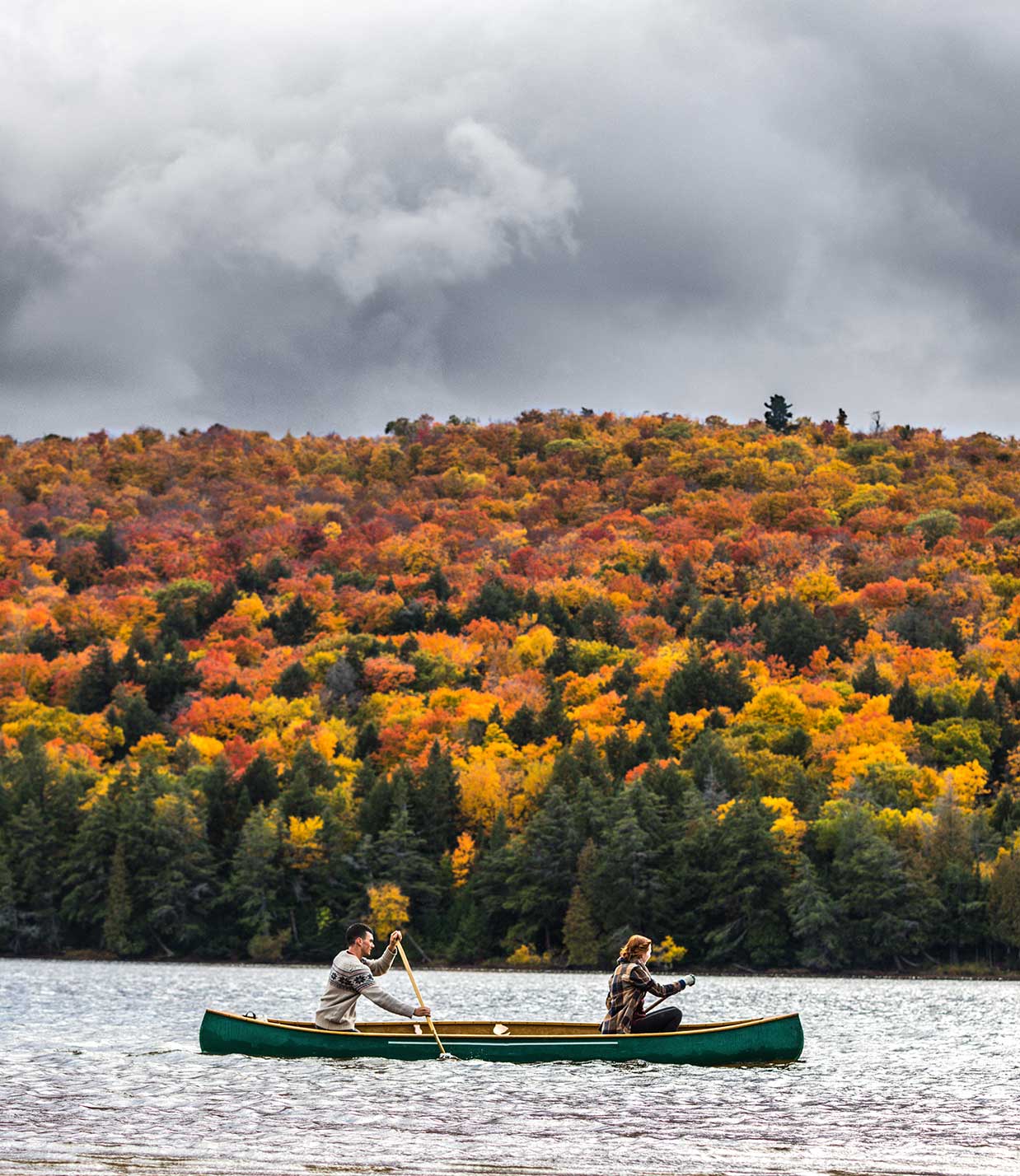 Two people canoeing in Algonquin Park